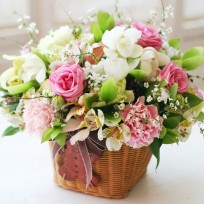 Whiteday Basket